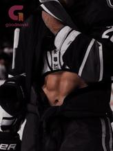 Read Novel My Hockey Alpha by Eve Above Story Full Chapter